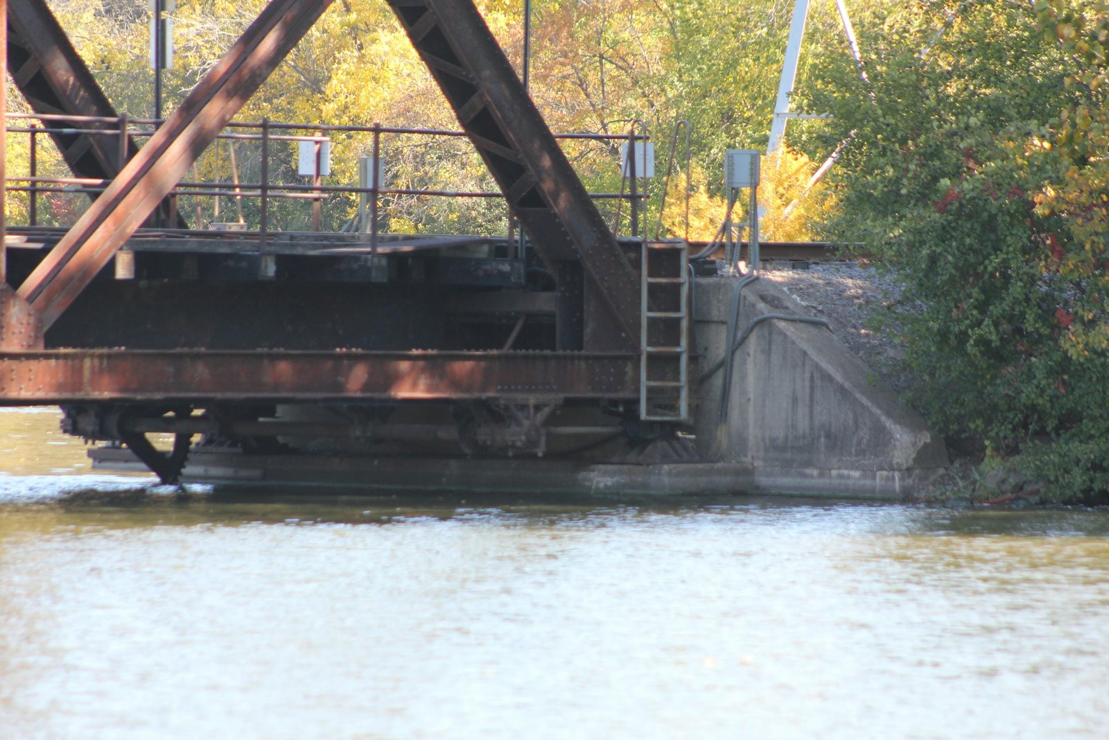 East abutment